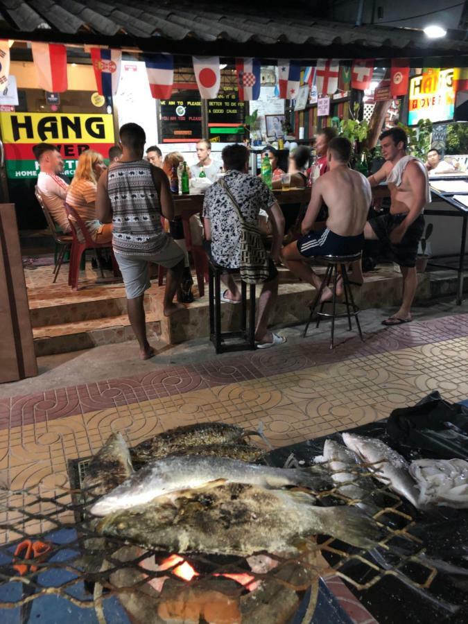 Hangover Hostel ピピ島 エクステリア 写真